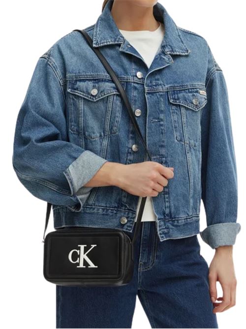 Borsa a tracolla con logo Calvin Klein | LV04F3220G3L2